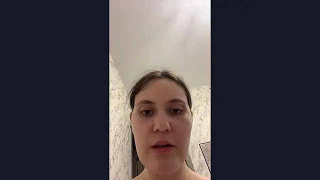 LanaLive online show from April 3, 3:18 pm