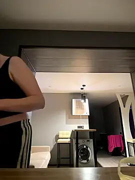 Jenny Jenn online show from January 17, 5:38 pm