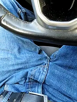 Snapshot of Steven_richy chatting on May 22, 2:37 pm Steven richy online show from May 22, 2:37 pm