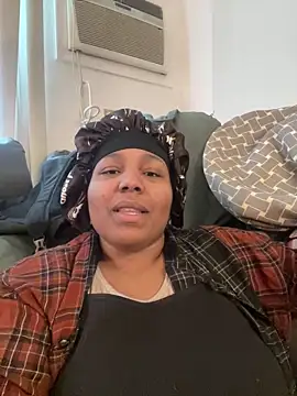 Snapshot of MistressKitan chatting on February 23, 8:53 pm MistressKitan online show from February 23, 8:53 pm