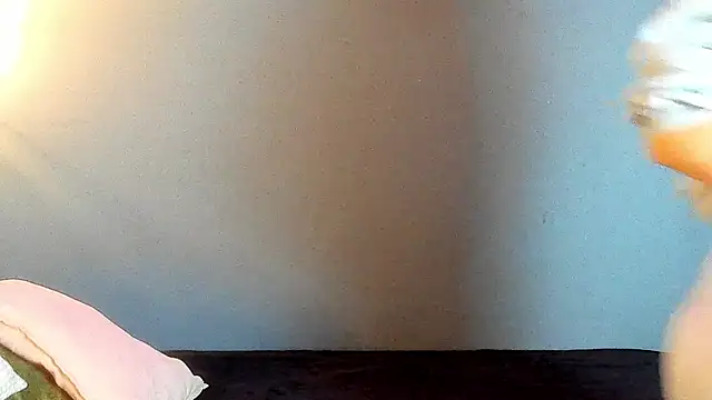 Kira Exe  online show from April 13, 11:36 am