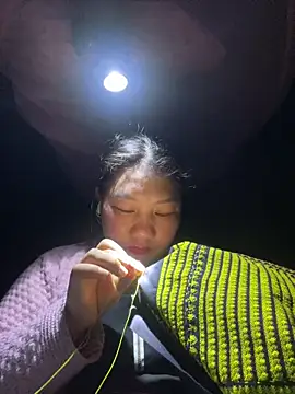 Snapshot of comteze12 chatting on January 18, 3:37 pm comteze12 online show from January 18, 3:37 pm