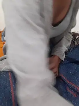 Royal Gril online show from February 22, 5:21 am