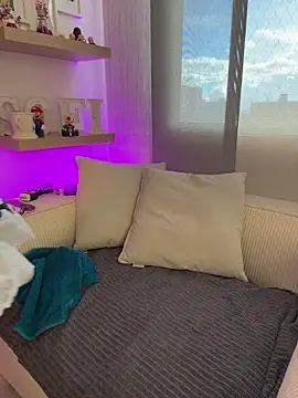 Snapshot of SofyDreammy chatting on February 20, 9:28 pm SofyDreammy online show from February 20, 9:28 pm