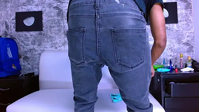 Harin Prize online show from April 18, 11:23 am