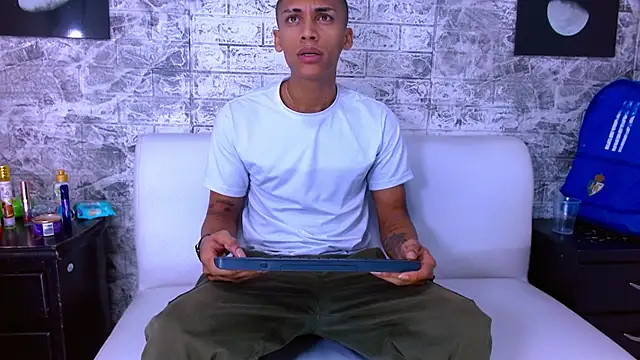 Harin Prize online show from April 8, 12:28 pm