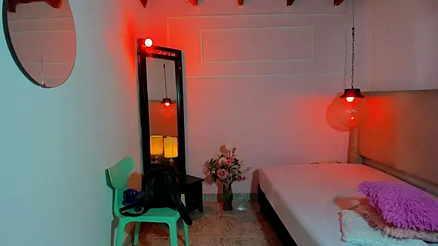 ZoeFox5 online show from February 7, 11:29 am