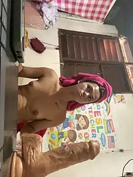 HugeNipsRosalinda online show from April 12, 7:44 am