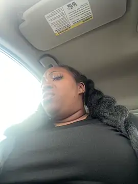 theesweetheart online show from March 9, 8:34 pm