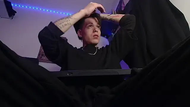 Anhony Muscle online show from January 9, 1:29 pm