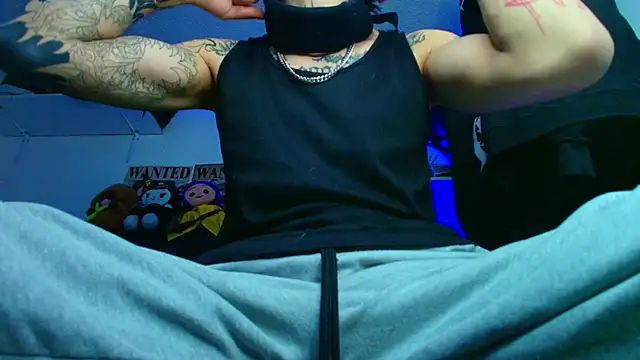 Snapshot of Anhony_Muscle chatting on June 17, 2:22 am Anhony Muscle online show from June 17, 2:22 am