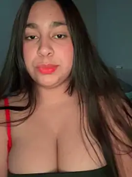 leslieof online show from February 5, 8:15 pm