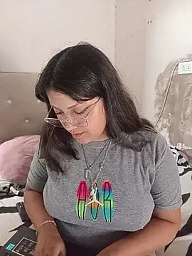 dulce marrr online show from March 5, 1:30 pm