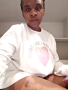 Snapshot of princess-boobz chatting on June 11, 7:33 pm princess-boobz online show from June 11, 7:33 pm