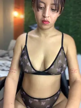 PaulaSweetFire  online show from February 4, 10:38 pm