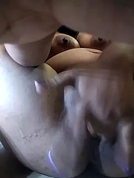 mileez secret online show from March 1, 8:20 pm