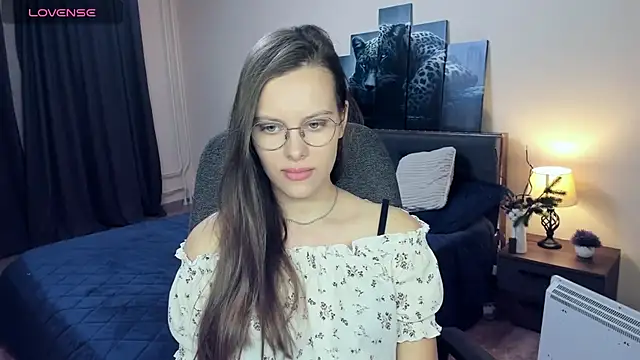 AyumiBlossom online show from January 12, 4:25 pm