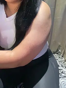 Lina Velvet  online show from April 8, 1:07 am