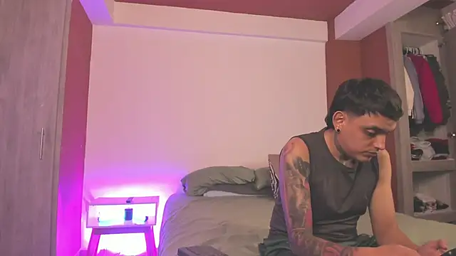 VelvetAndShadows online show from July 2, 2:45 am