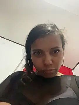 cinthia2011 online show from January 8, 2:28 am