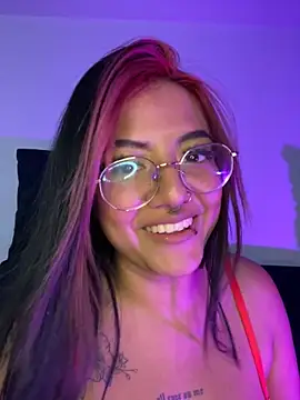 queen of you heart online show from February 15, 2:12 am