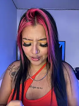 queen of you heart online show from August 5, 6:57 pm