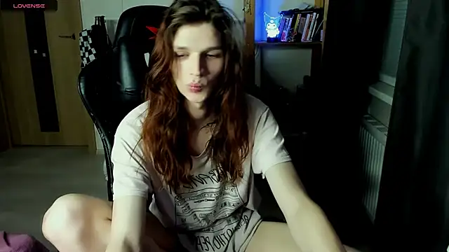 iceseeker2 online show from March 15, 11:01 pm