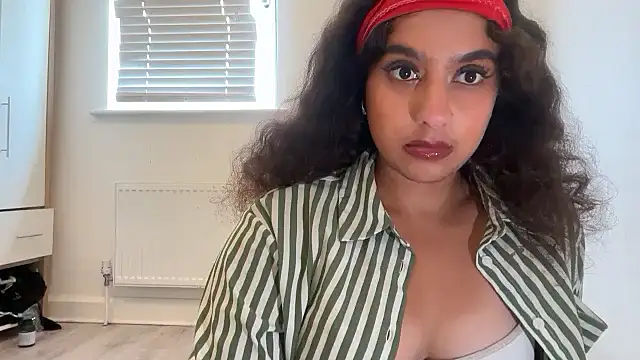 fayfay21xh online show from May 17, 5:24 pm