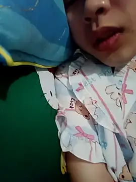 Snapshot of Chipmunks_ chatting on January 14, 4:21 pm Chipmunks online show from January 14, 4:21 pm