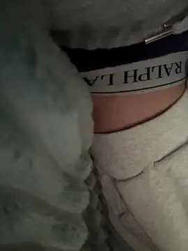 Snapshot of arthuurtwinklxb chatting on February 28, 1:38 am arthuurtwinklxb online show from February 28, 1:38 am