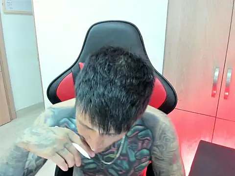 Chrissblack online show from February 28, 2:44 am