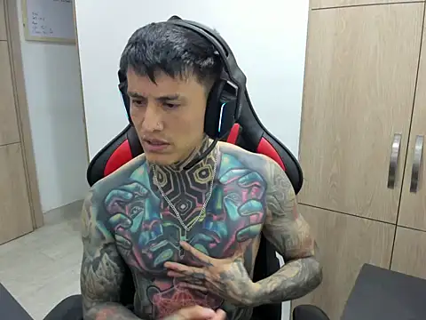 Chrissblack online show from March 25, 3:50 am