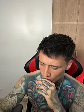 Chrissblack online show from March 6, 11:55 pm