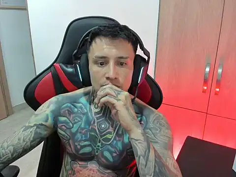 Chrissblack online show from March 2, 2:56 am