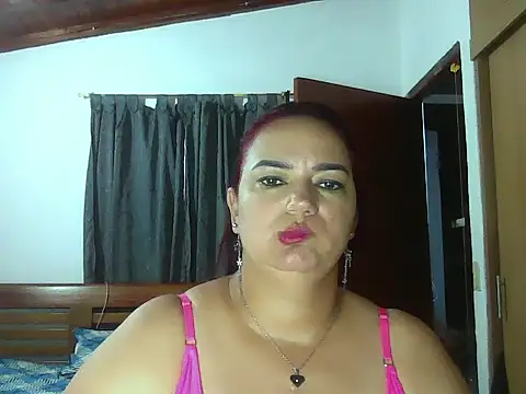 Roja tentacion online show from May 9, 10:35 pm