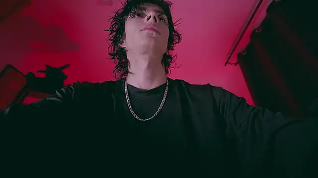 Olliver   y online show from February 5, 2:18 am