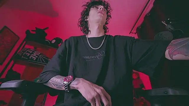 Olliver   y online show from February 9, 2:20 am