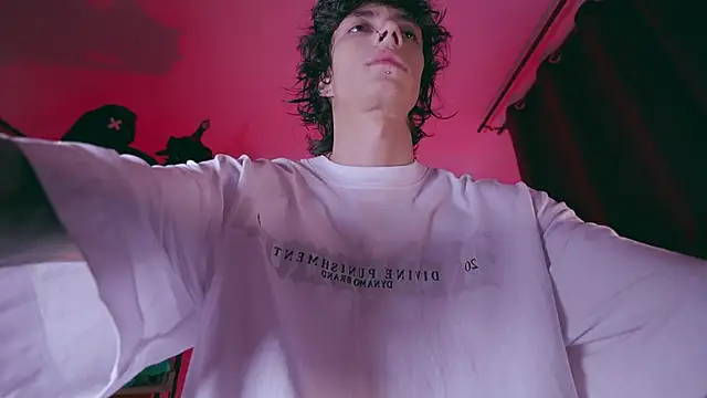 Olliver   y online show from January 17, 3:32 am