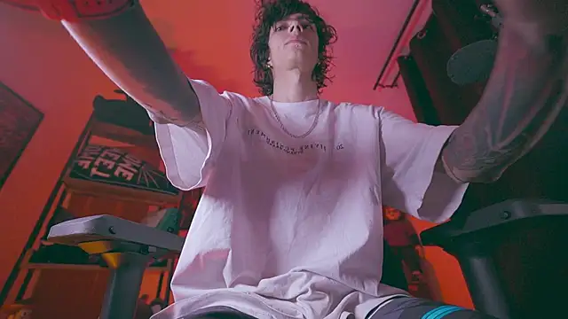 Olliver   y online show from April 15, 11:38 pm