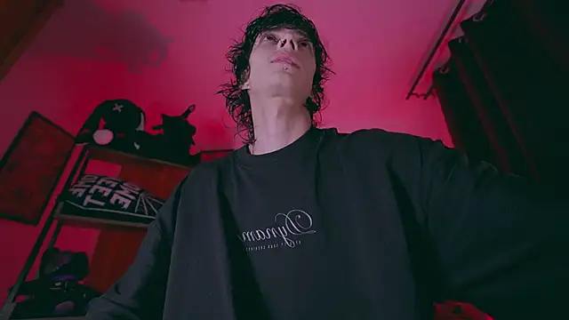 Olliver   y online show from January 9, 2:51 am