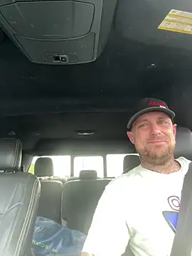 WIDBIGWHITECOCK online show from May 14, 2:14 pm