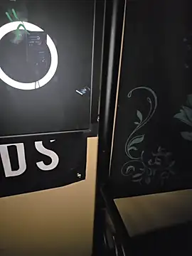 LunaLuxxx666 online show from January 7, 6:29 am