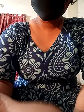 Taisha Islam online show from April 2, 8:04 pm