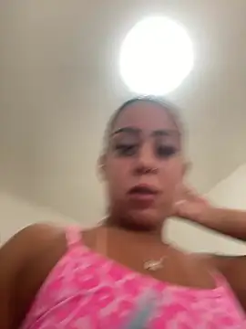 Snapshot of Cachinhossfd chatting on June 2, 4:29 pm Cachinhossfd online show from June 2, 4:29 pm