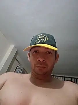 paladito01 online show from May 5, 4:04 am