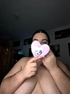 kata smth online show from January 5, 6:22 pm