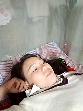 vanvan005 online show from March 5, 1:19 pm