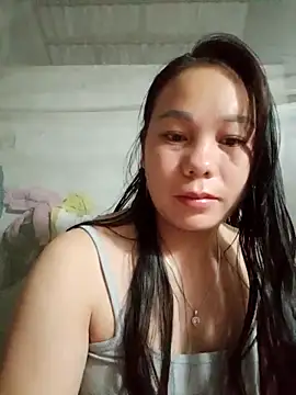 vanvan005 online show from February 28, 11:15 pm