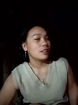 Snapshot of vanvan005 chatting on January 7, 12:21 pm vanvan005 online show from January 7, 12:21 pm