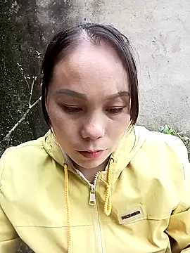 vanvan005 online show from March 16, 9:35 am